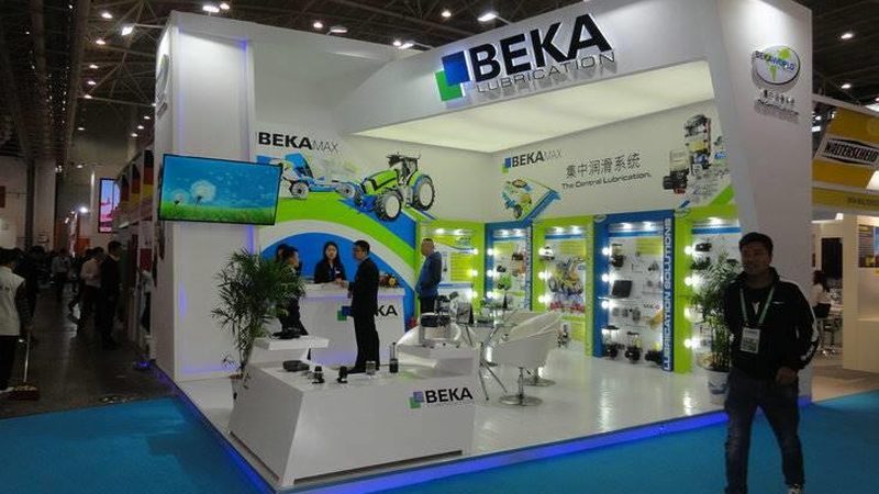 如何打造吸睛的展台？揭秘展台搭建效果图设计要点